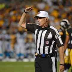 Los árbitros NFL deberían
dedicarse sólo al football