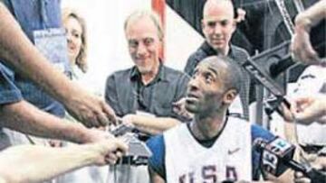 <b>LA ESTRELLA.</b> Kobe, ante la prensa en Las Vegas, más delgado.