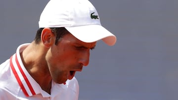 Novak Djokovic celebra un punto durante su partido ante Mats Moraing en el Belgrado Open.