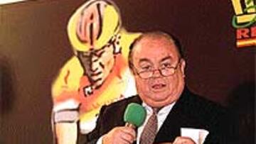 <b>CONVENCIDOS.</B> Los dos bandos están seguros de que saldrán triunfadores. La votación va a estar muy igualada cuando se plantee el voto de censura contra Manuel Pérez, presidente de la Real Federación Española de Ciclismo (RFEC).