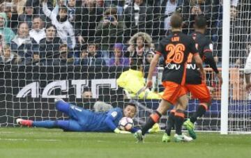 Penalti a Modric que tiró Cristiano Ronaldo y paró Diego Alves.