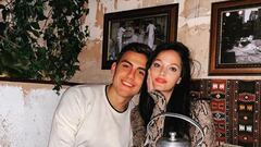 Football players get romantic on Valentine's Day