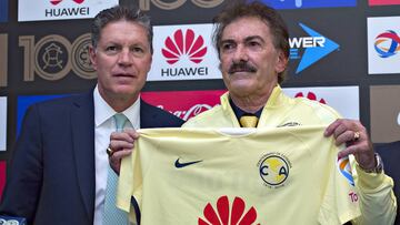 La Volpe no cree que le haya quitado el puesto de DT del América a Romano