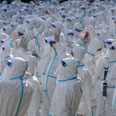 ¿Cuál es el periodo de incubación de las nuevas variantes COVID y por qué tardan más en dar positivo?