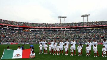 La Selección Mexicana en el Estadio Universitario.