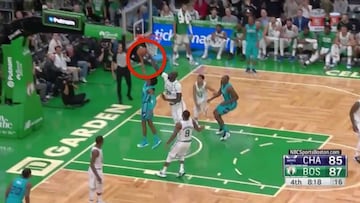 Su primer tap¨®n ya deja ver lo que le espera a la NBA de este gigante de 2,31... ?tremendo!