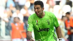 Juventus' Gianluigi Buffon breaks Maldini's appearances record