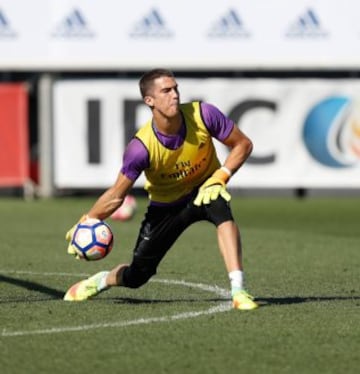 James entrena pensando en el partido del Real vs. Las Palmas