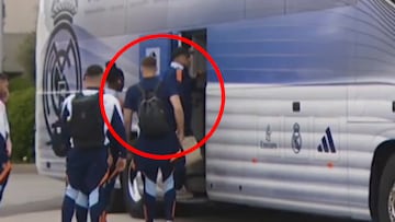 El gesto hacia el debutante Fran González subiendo al autobús que ilusiona a cualquier canterano