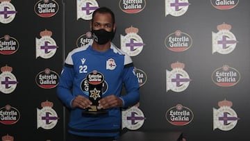 Entrenamiento Deportivo de La Coru&ntilde;a. Premio jugador Estrella Galicia. Diego Rolan