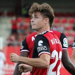 Riquelme, debut y gol: "El Mirandés apuesta por el talento joven"