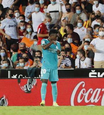 1-1. Vinicius Junior celebra el primer gol.