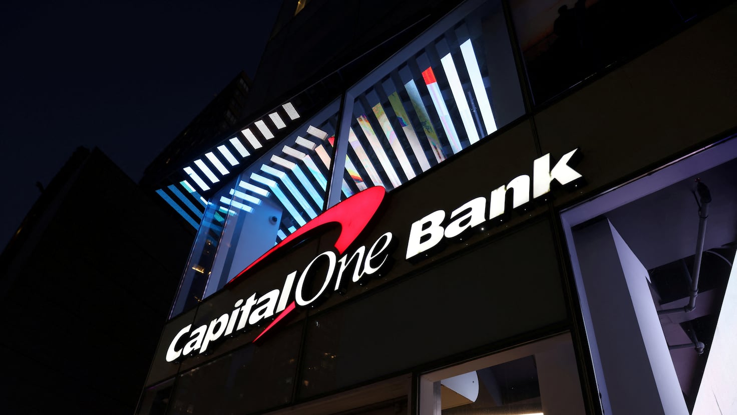 ¿Qué está sucediendo con Capital One? Continúa el problema técnico que afecta a los depósitos de los clientes