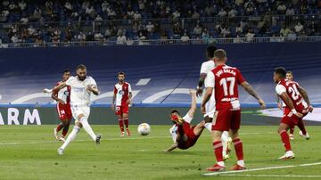 Benzema empató el partido. 1-1.