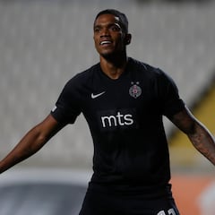 Los 'pistoleros anónimos' que amenazan a los reyes del gol