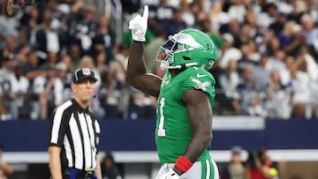 Nov 23, 2025; Arlington, Texas, USA; Philadelphia Eagles wide receiver AJ. Brown (11) celebrates a touchdown in the first quarter against the Dallas Cowboys at AT&T Stadium. Mandatory Credit: Kevin Jairaj-Imagn Images