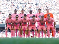 La alineación titular del Celta posa en los prolegómenos del partido contra el Valencia en Mestalla.