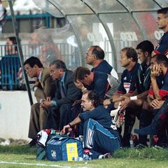 El tsunami de Chipre se llevó a Javier Clemente