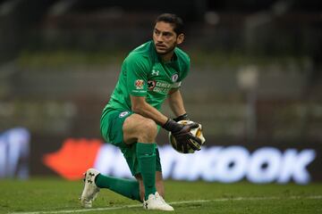 Corona se mantiene como el mejor de su posición en México. Será el líder de Cruz Azul y seguramente el mejor jugador del equipo durante todo el torneo. 