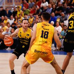 Huertas y Guerra le amargan la vida al Gran Canaria