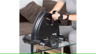Estos pedales estáticos son perfectos para ejercitar piernas y brazos sin moverse de casa