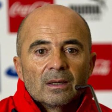 ¿Cuánto le costaría a la FMF un técnico de clase mundial?