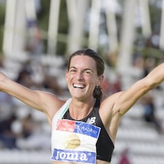 Esther Guerrero conquista un doblete histórico en diez minutos