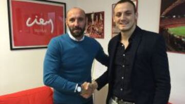 Monchi y Vukcevic.