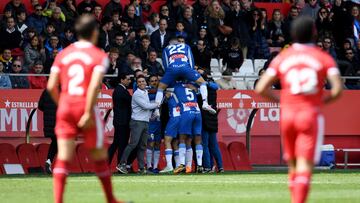 Sergi Darder celebra un gol con el Espanyol ante el Girona.