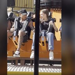 Edu Vargas va a Fantasilandia con su esposa, pero se hace viral por sus zapatillas: 3 millones de pesos