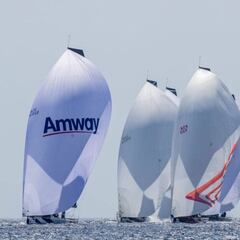 Diez equipos luchan por el Mundial TP52 en Palma