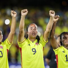 La protesta de las jugadoras de la Selección Colombia en los himnos