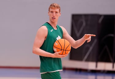 Díaz: “Chus Mateo va a hacer un gran papel en la Selección Española seguro”