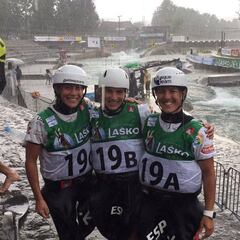 Chourraut, Martínez y Goikoetxea se cuelgan la plata por equipos