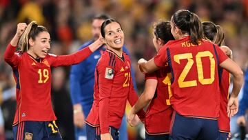 España se coronó campeona del mundo del Mundial Femenil después de imponerse 1-0 a Inglaterra en la Gran Final gracias a un gol de Olga Carmona.