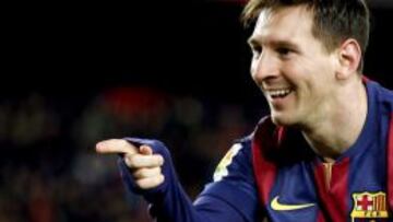 Messi, señalando a la cámara después de hacer el 2-1.