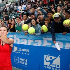 Simona Halep gana a Siniakova y vuelve a triunfar en Shenzhen