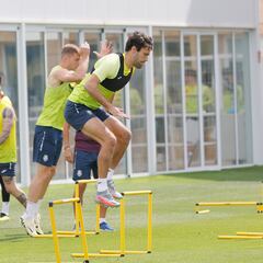 Pedraza pasa por el quirófano y sigue con su calvario