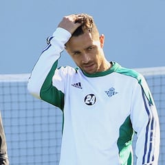 Sepúlveda pide al Betis que "aparte" a Rubén Castro