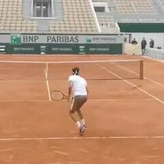 Federer hace esta maravilla y crea un debate en redes: ponen en duda hasta su dificultad...
