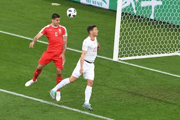 1-0. Aleksandar Mitrovic marcó el primer gol.