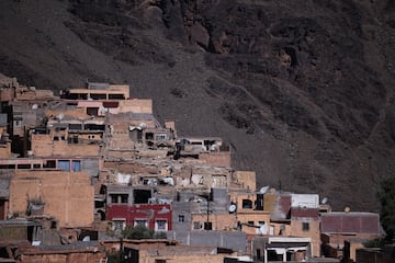 Vista de las casas del pueblo destrozadas por el terremoto, a 10 de septiembre de 2023, en Moulay Brahim, provincia de Al Haouz (Marruecos).