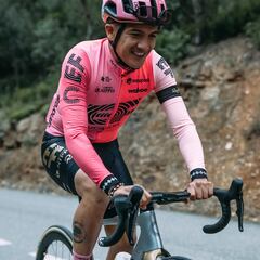 Carapaz, de vuelta tras una operación de amígdalas