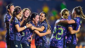 Kimberly Rodriguez celebrates her goal 0-1 with Sarah Luebbert of America during the 14th round match between Tigres UANL and America as part of the Liga BBVA MX Femenil, Torneo Apertura 2024 at Universitario Stadium on October 06, 2024 in Monterrey, Nuevo Leon, Mexico.