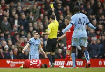 Henderson y Coutinho marcaron para el Liverpool, mientras que Dzeko hizo lo propio para los 'ciudadanos'.