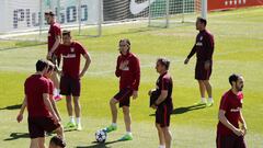 El Atleti prepara el partido ante el Leicester sin Gaitán ni Gameiro