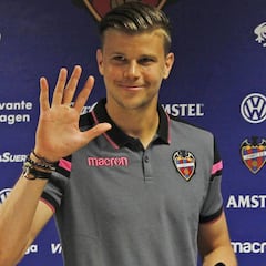 Langerak a un paso de irse a Japón por unos 1,3 millones