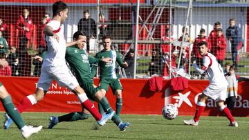 Raúl de Tomás debuta con gol y el Espanyol pasa ronda