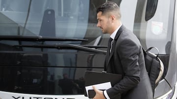 Vitolo en su llegada a Liverpool. 