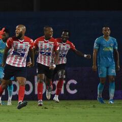 Junior derrota a Jaguares y se consolida en los ocho